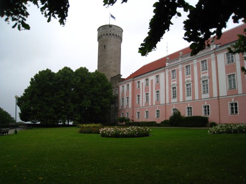 Partie du Chateau de Toompea qui abrite aujourd'hui le parlement