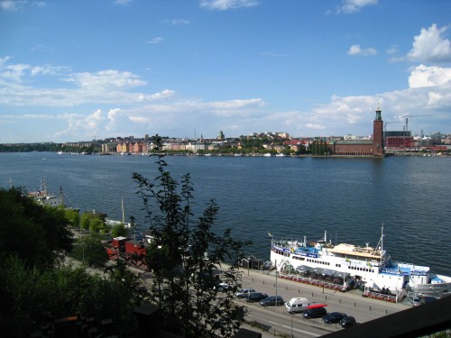 Vue sur le Stadhuseet et Kungsholmen depuis Södermalm